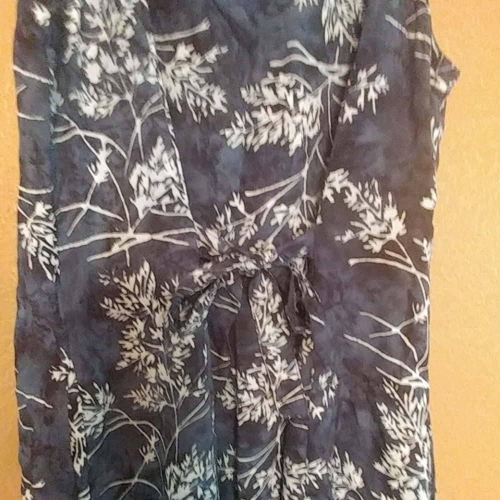 Dress - Picture 4 of 5